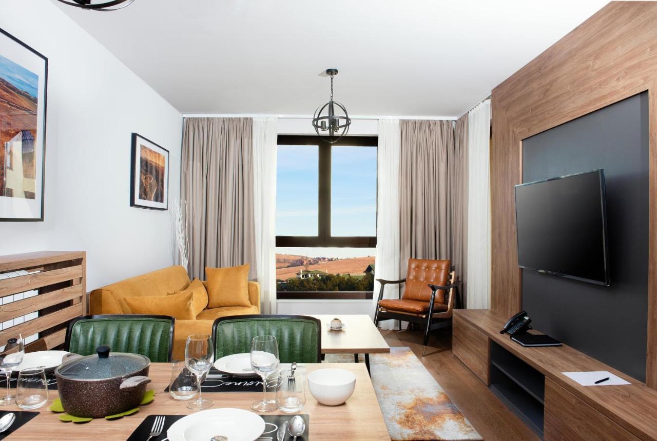 & Apartman *