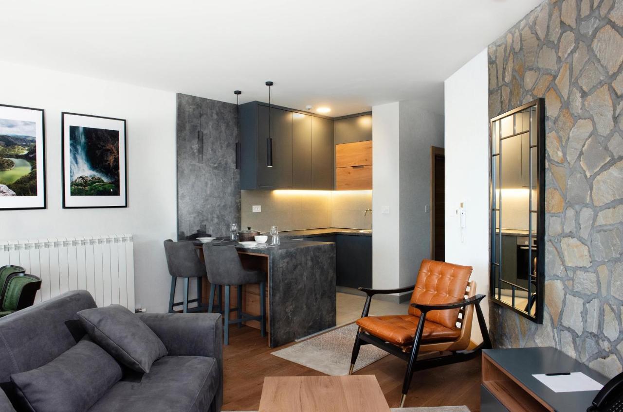 & Apartman