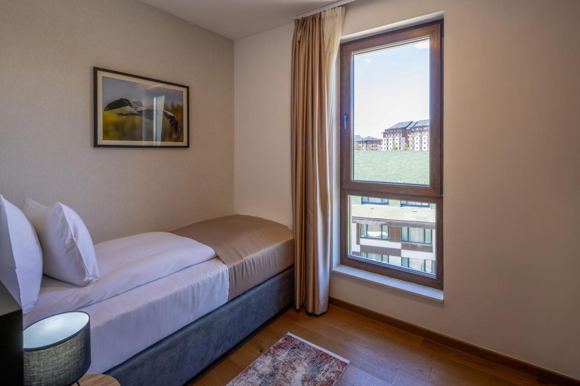 & Apartman